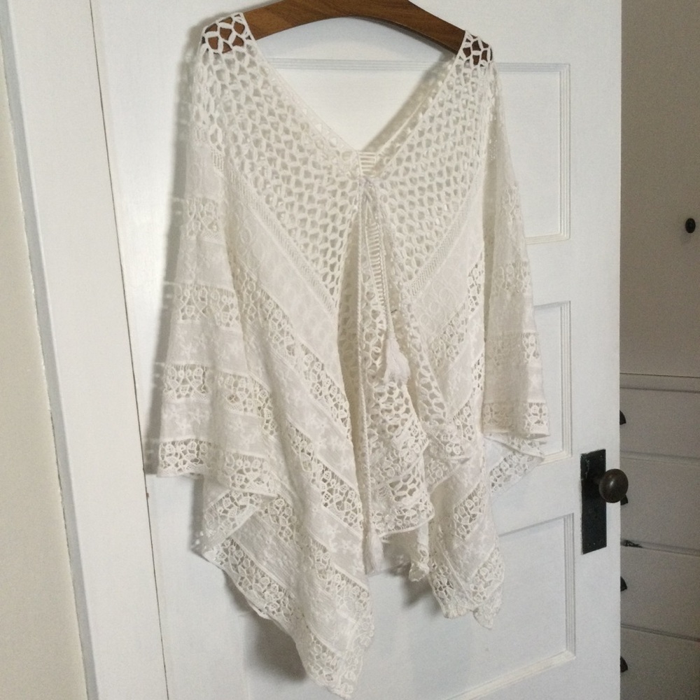 Beautiful White Crochet Knit poncho Style Coverup.